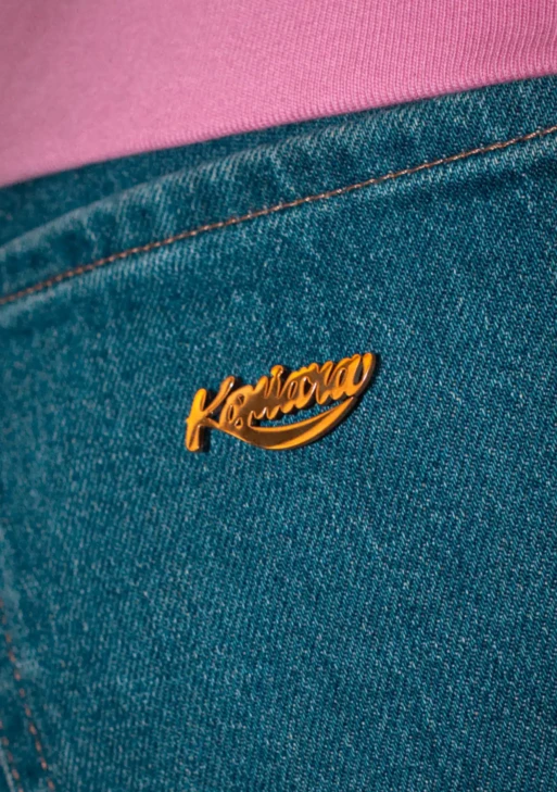 Pin Koniara